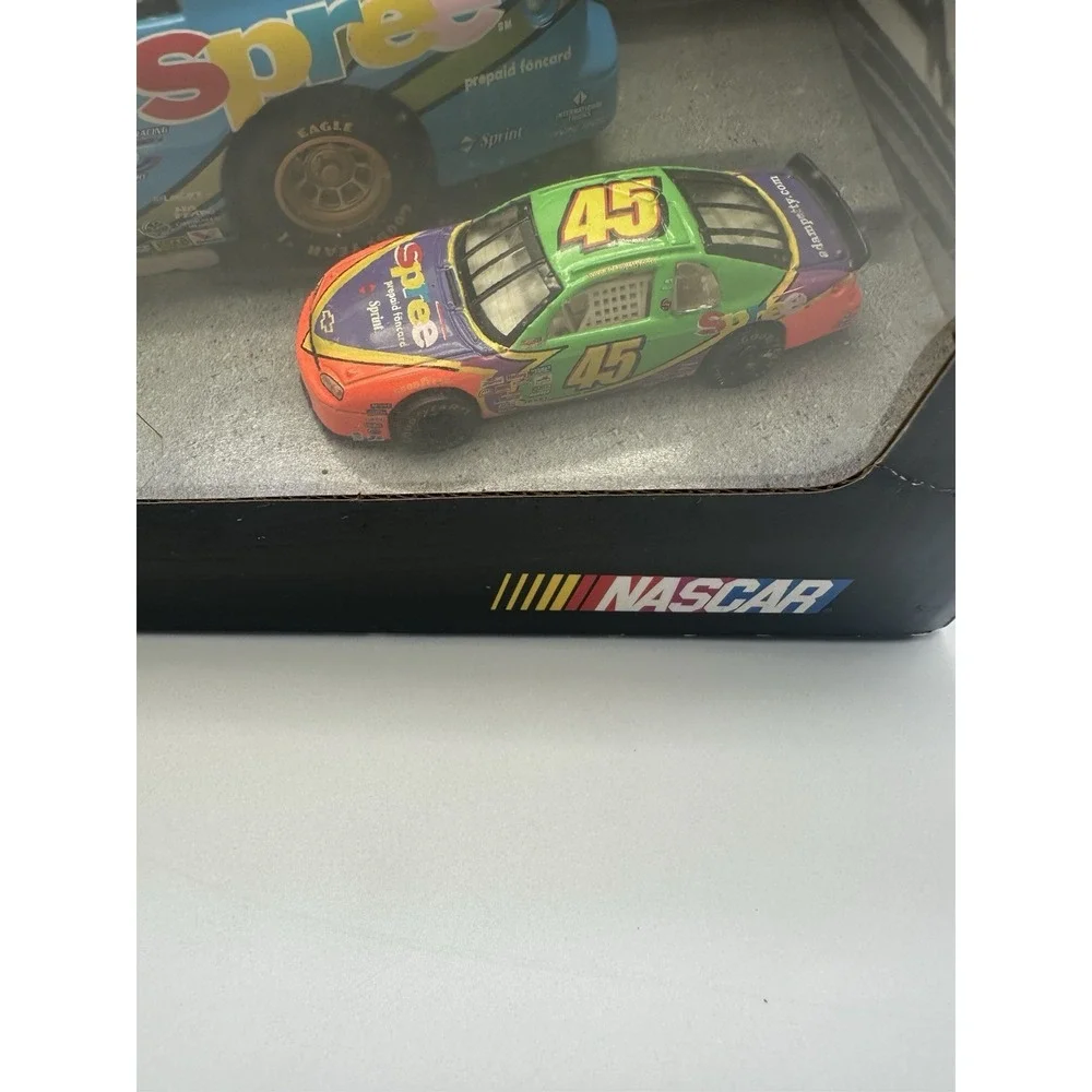 ADAM PETTY HOT WHEELS RACING TRACK EDITION NASCAR #45 2-PACK SPREE 1/24 & 1/64